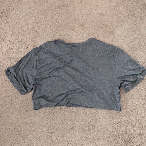 Fabletics grey Crop Top size XL - Picture 3 of 4